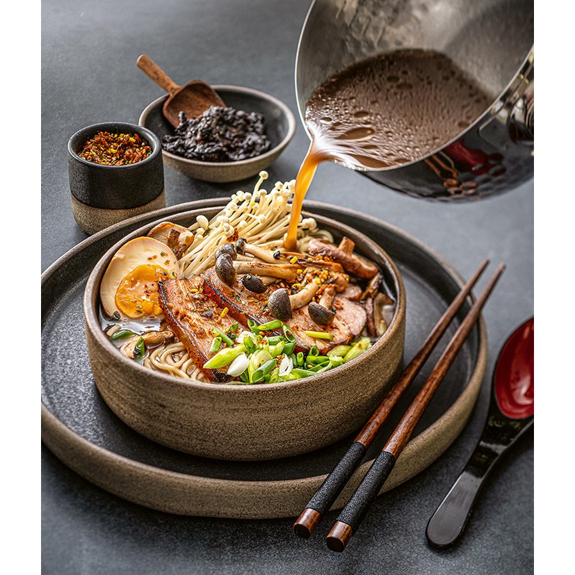 RAMEN; TRADITIONAELLE UND MODERNE SOULDFOOG-REZEPTE
